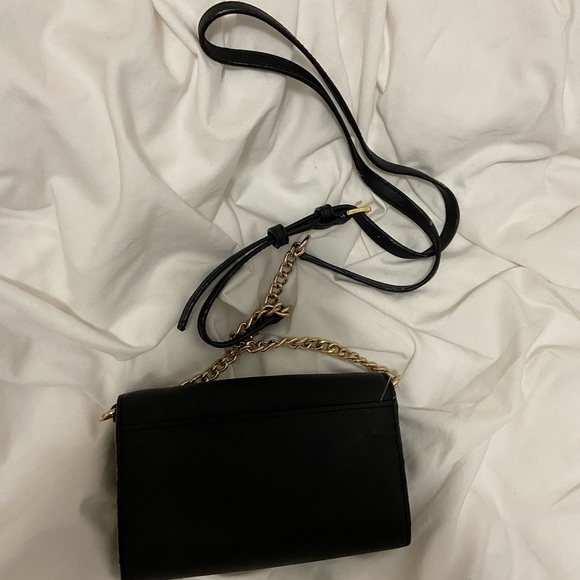 MICHAEL KORS ELECTRONIC SHOULDER BAG - Picture 2 of 7